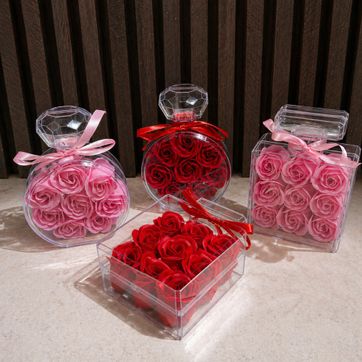 Imagen del producto ROSAS DE JABÓN ESTUCHE TIPO PERFUME 