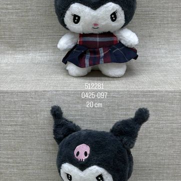 Imagen del producto COLECCIÓN SANRIO CON VESTIDO A CUADROS (KUROMI) 20 CM