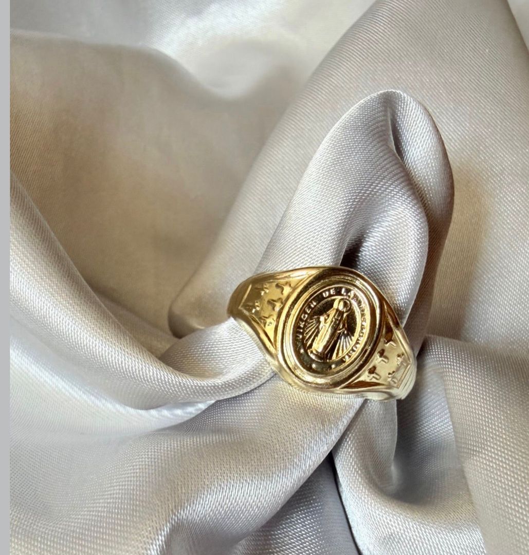 A. VIRGEN DE LA MILAGROSA