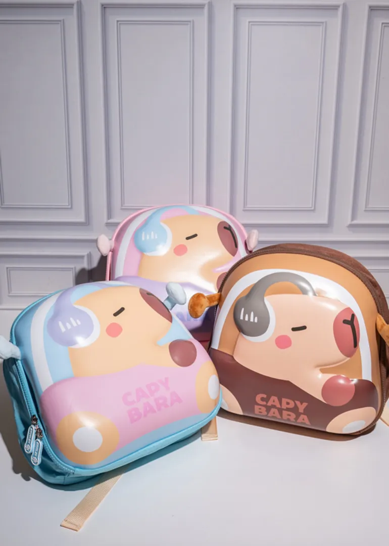 BOLSO CAPYBARA ALTO RELIEVE