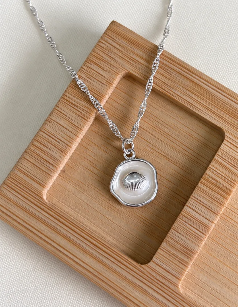 Collar concha 