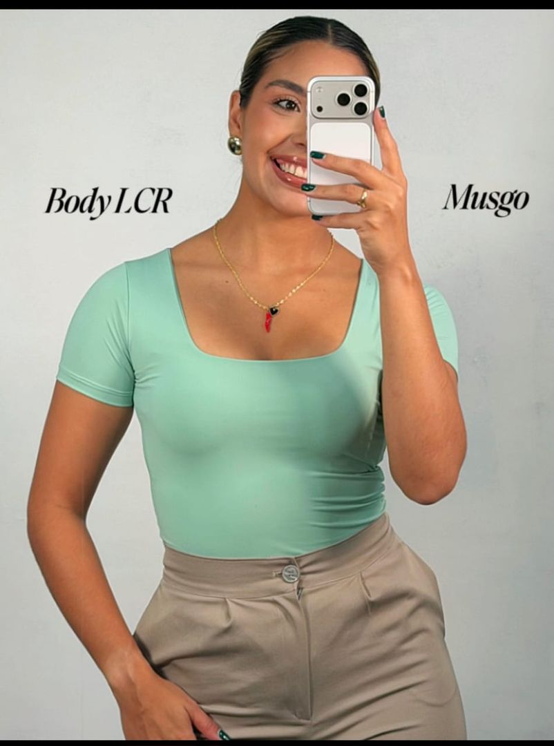 Body Alicrado / Manga Corta Cuadrado