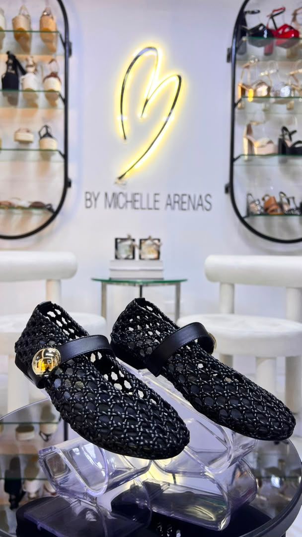 ZAPATILLA TEJIDA NEGRA