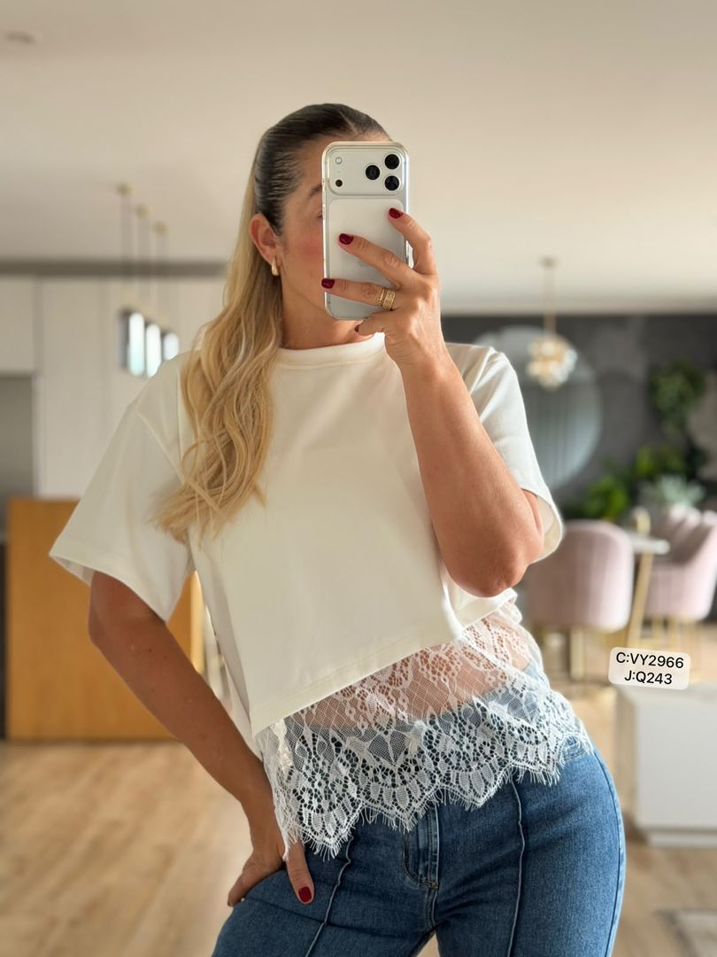 BLUSA TELAFRIA CON BLONDA PARTE INFERIOR VY2966