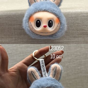 Imagen del producto LLAVERO LABUBU 10 CM 