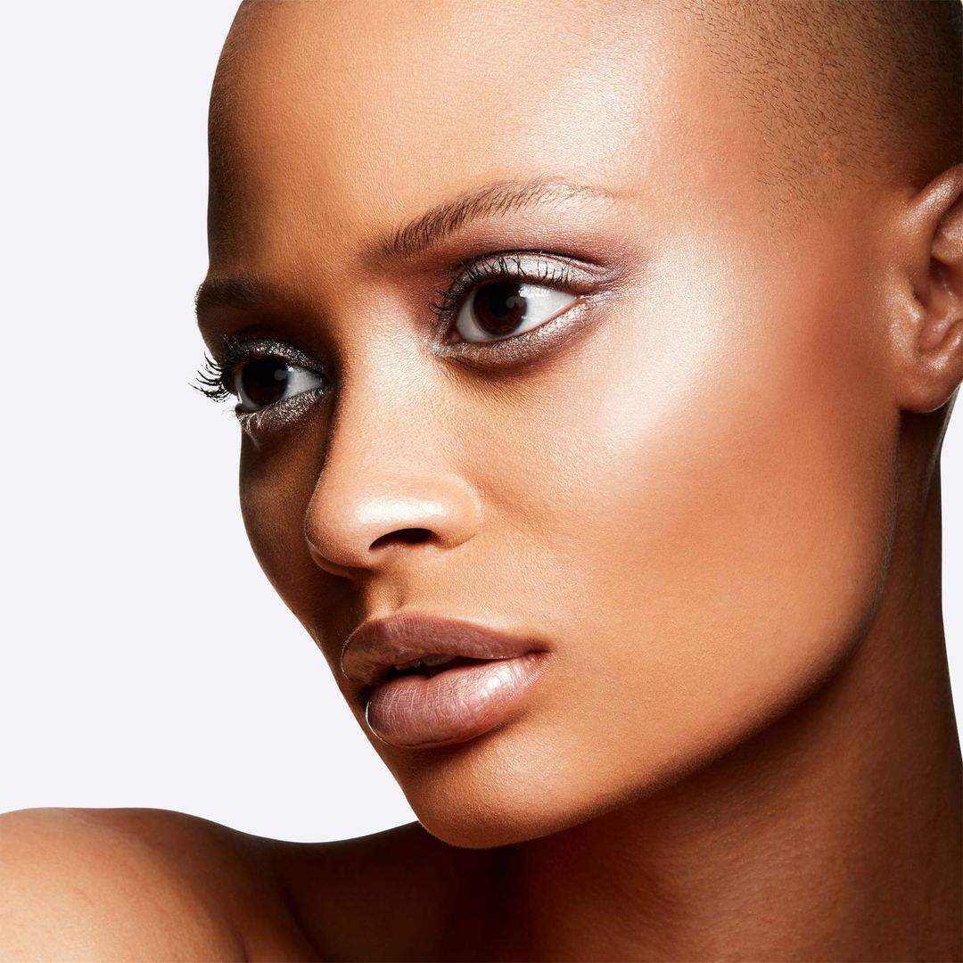  Polvo Iluminador Extra Dimension Skinfinish - Double-Gleam