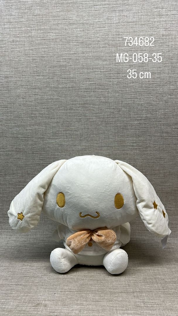 CINNAMONROLL CON MOÑO DORADO DE 35 CM 