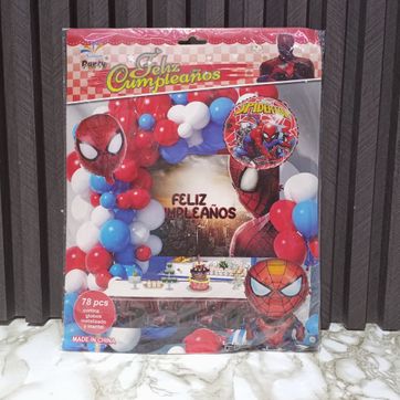 Imagen del producto ARCO DE GLOBOS FONDO MANTEL Y CORTINA SPIDERMAN
