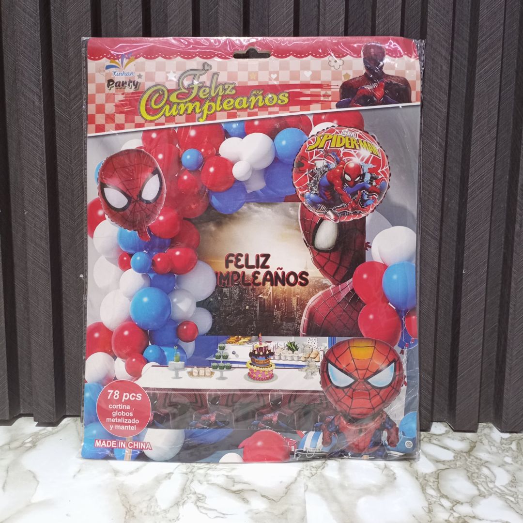ARCO DE GLOBOS FONDO MANTEL Y CORTINA SPIDERMAN