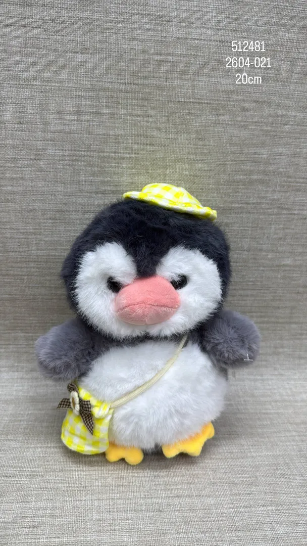 PINGUINO CON SOMBRERO Y BOLSO AMARILLO DE 20 CM