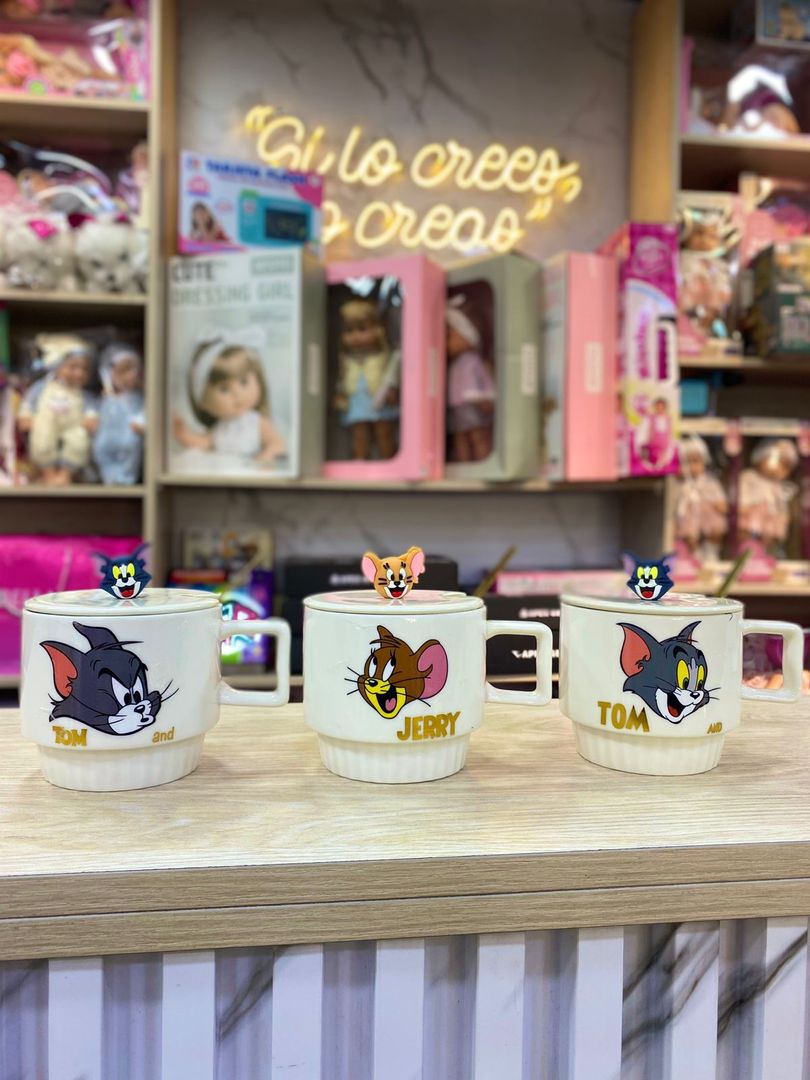 TAZA TOM Y JERRY CON DISEÑO 