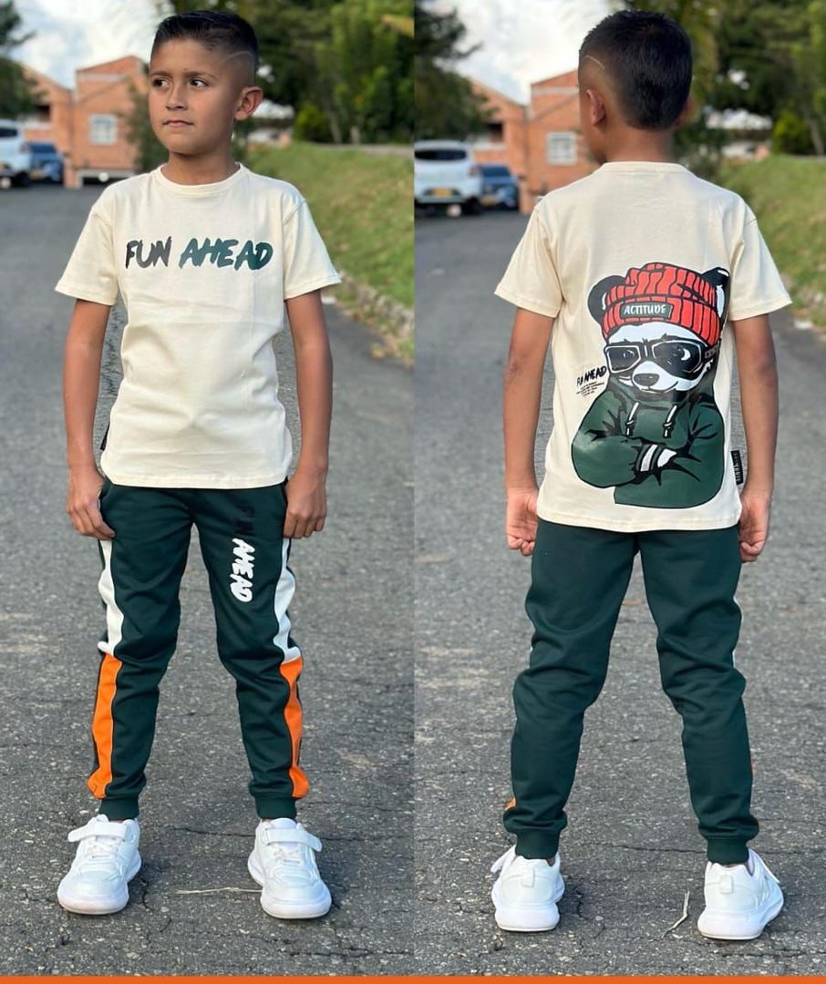 Conjunto deportivo para niño