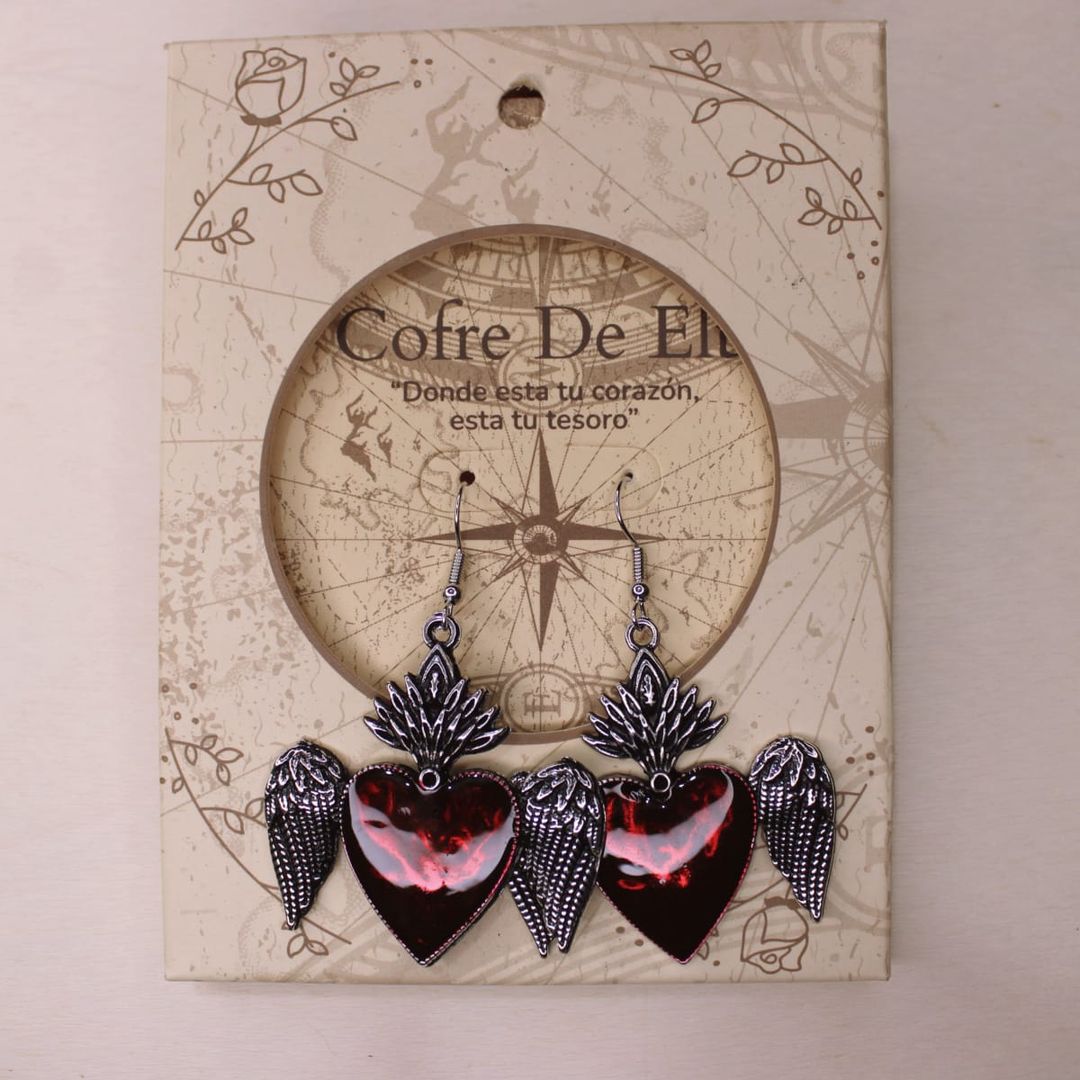 ARETES CORAZON ROJO ALAS
