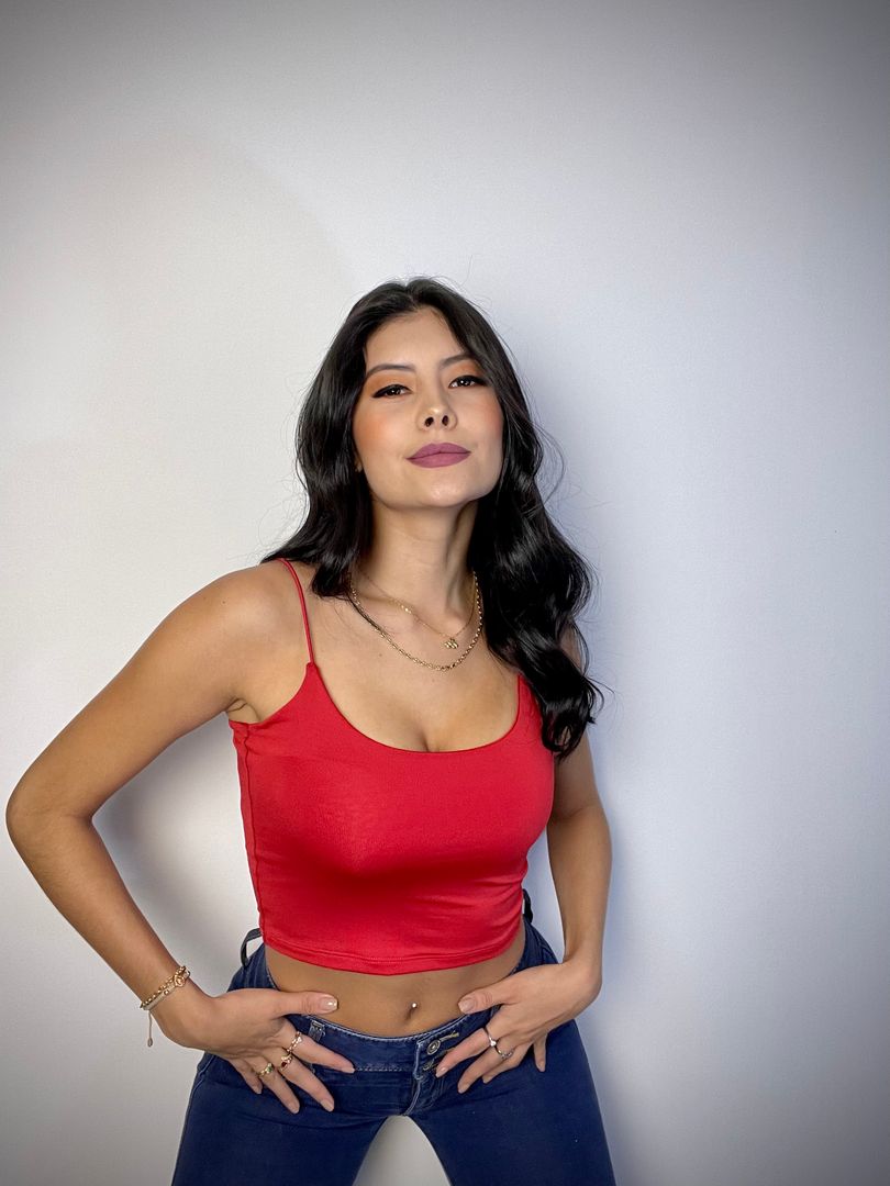 TOP TALIA
