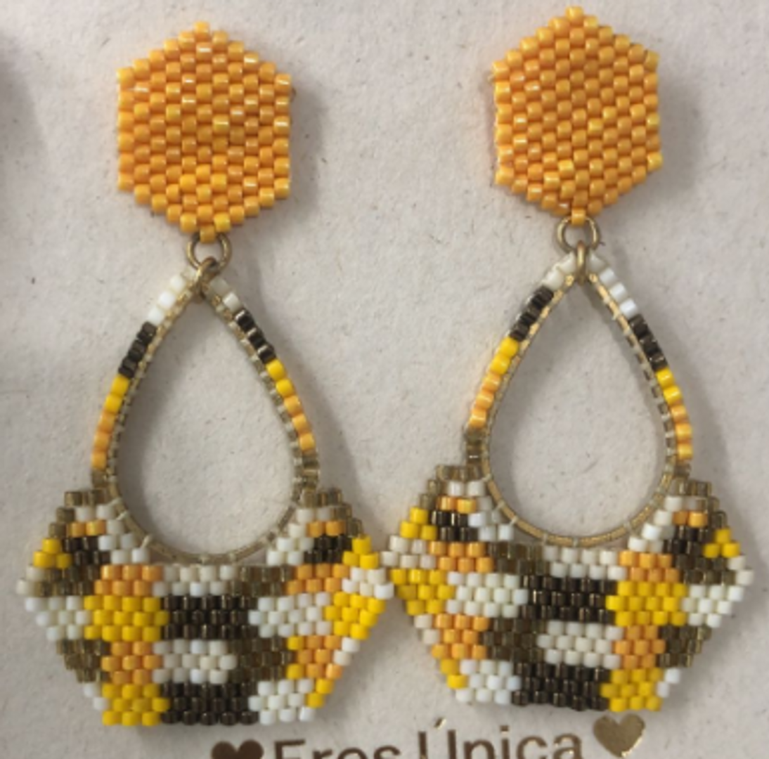Areta Lagrima Tejida en Miyuki