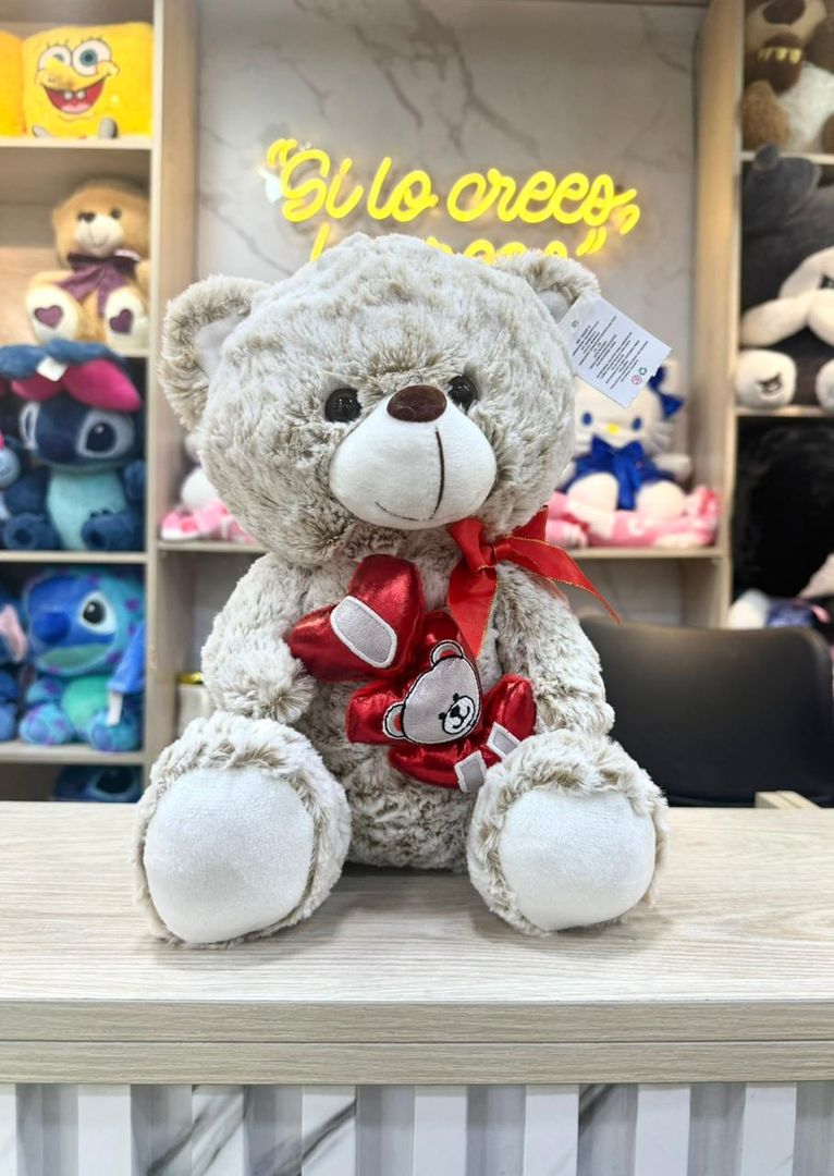 OSO 3 CORAZONES de peluche 27cm