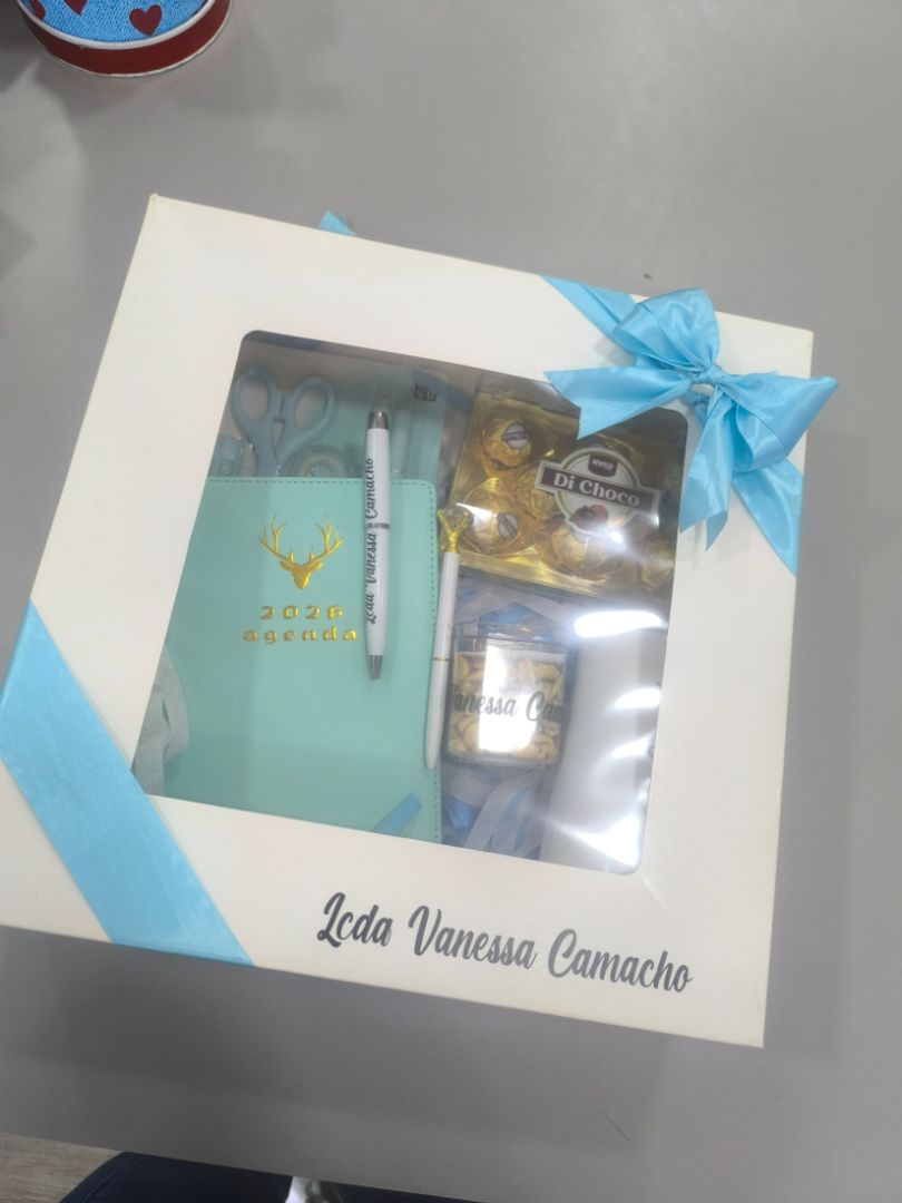 CAJA PARA JURADOS DE TESIS