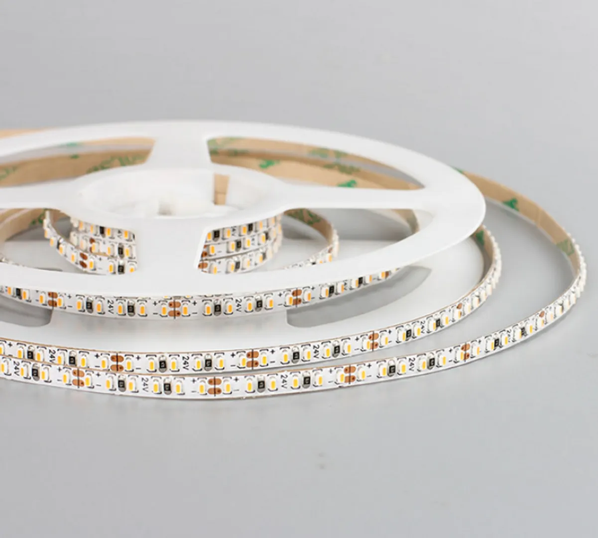 CINTA LED 2110 4MM 6W/MT 240 LED-ULTRADELGADA
