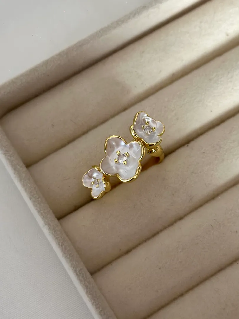 Anillo triple flor 