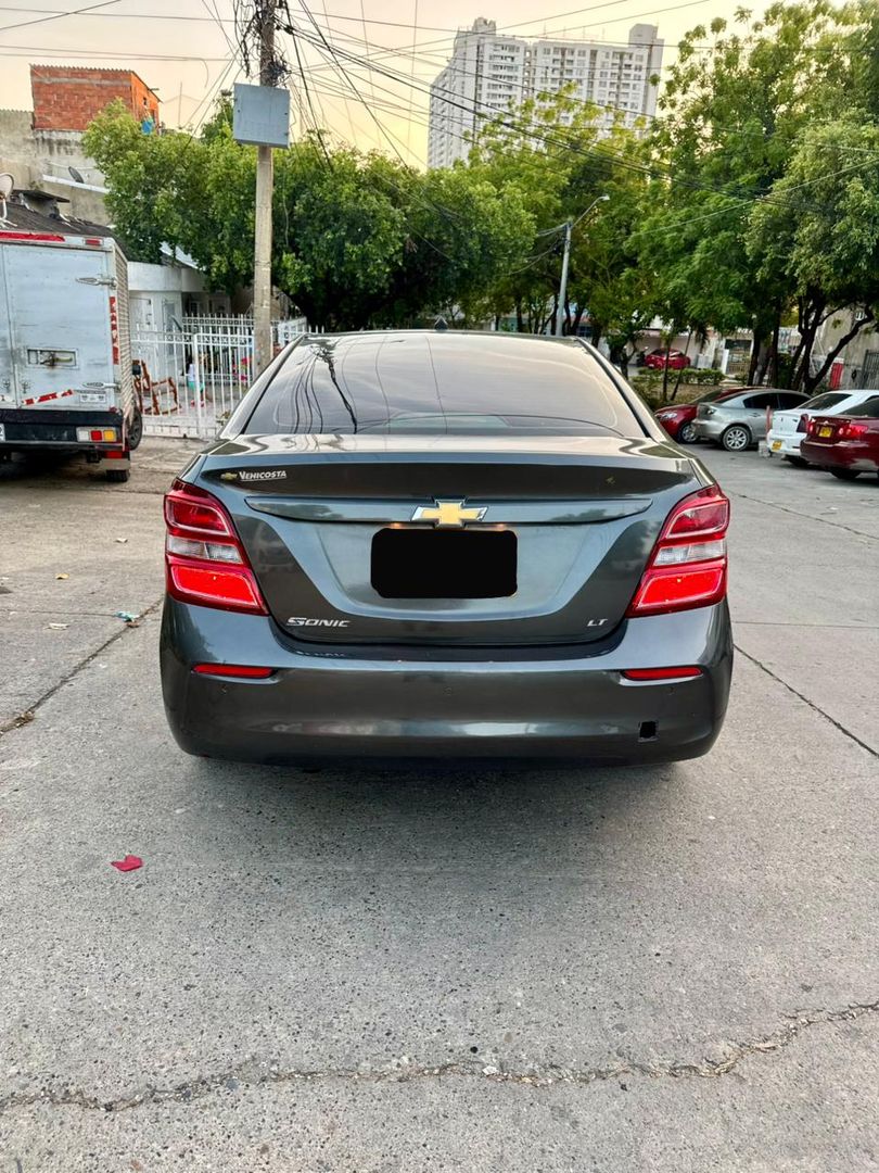 CHEVROLET SONIC 1.6L AUTOMATICO 2017