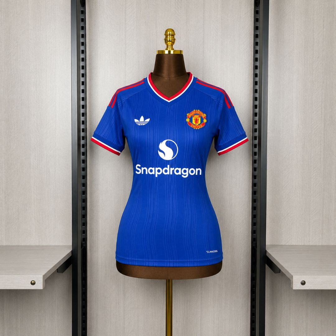 Manchester United 2026-27 Mujer Fan