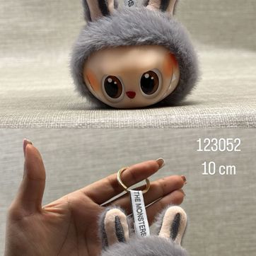 Imagen del producto LLAVERO LABUBU 10 CM 