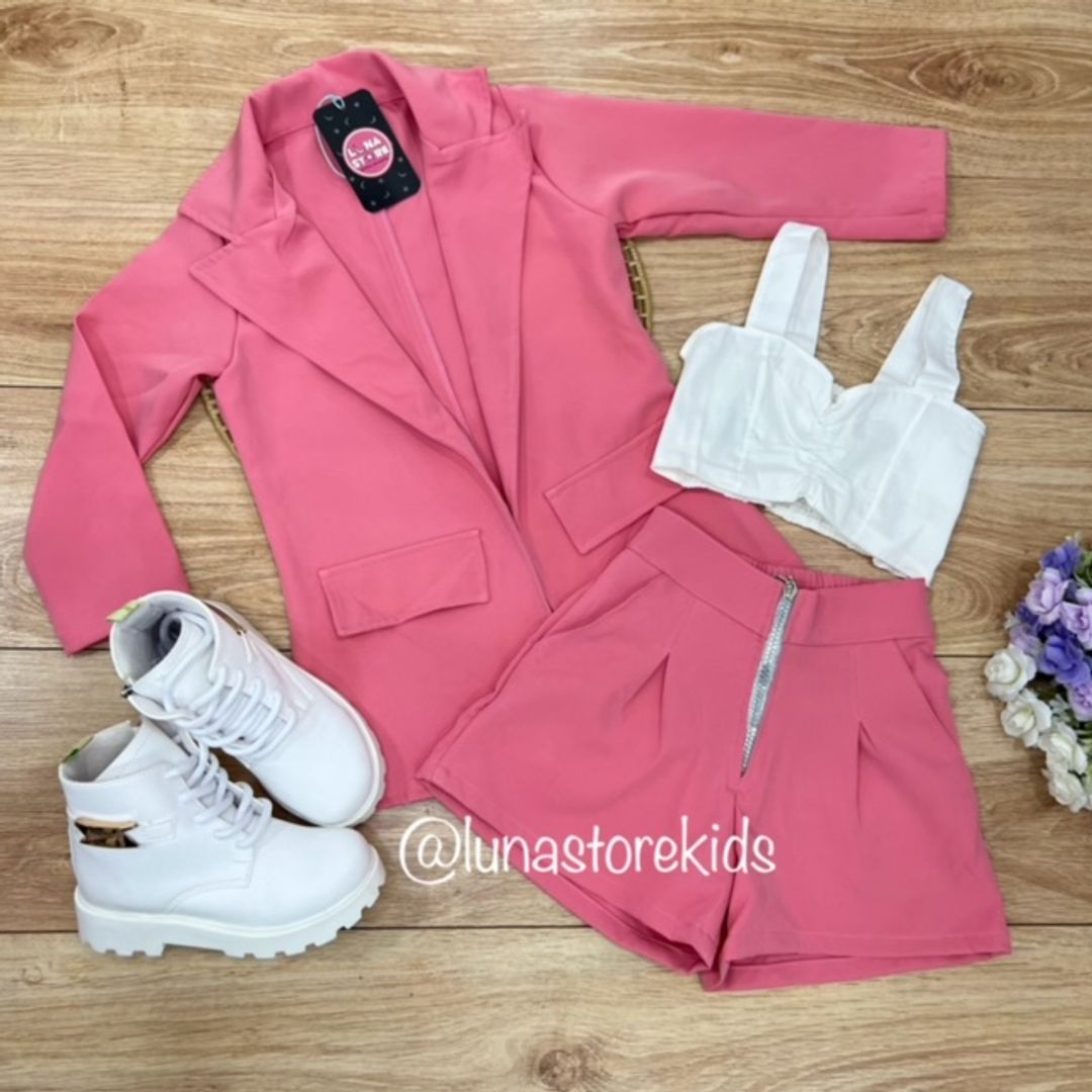CONJUNTO TRIO DE SHORT