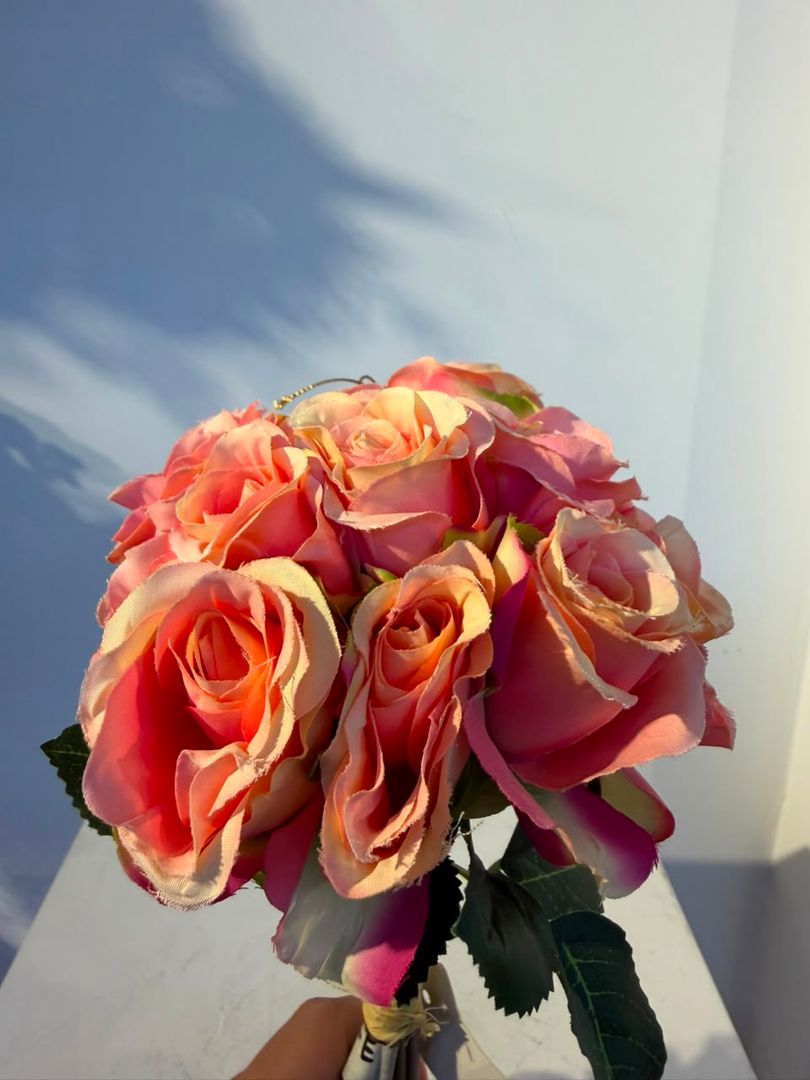BOQUET X 12 ROSAS CONFETI