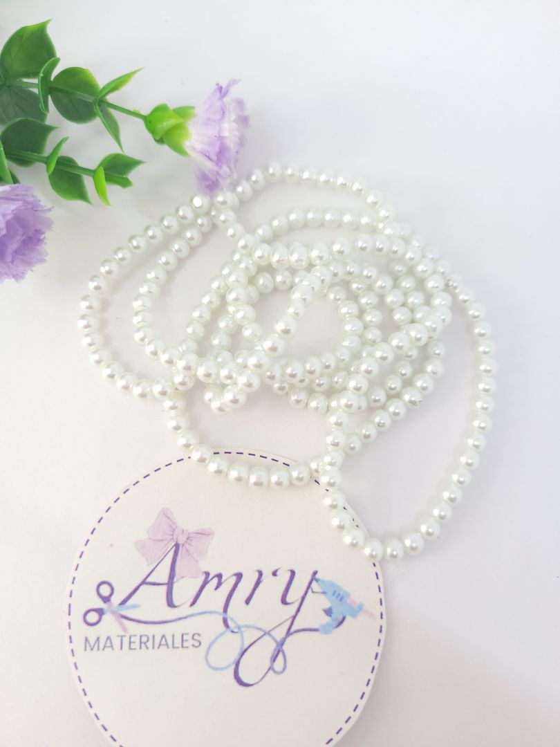 Collar de Perlas Blancas 4mm