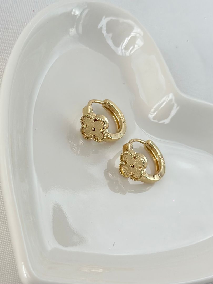 Candonga dorada vancleef 