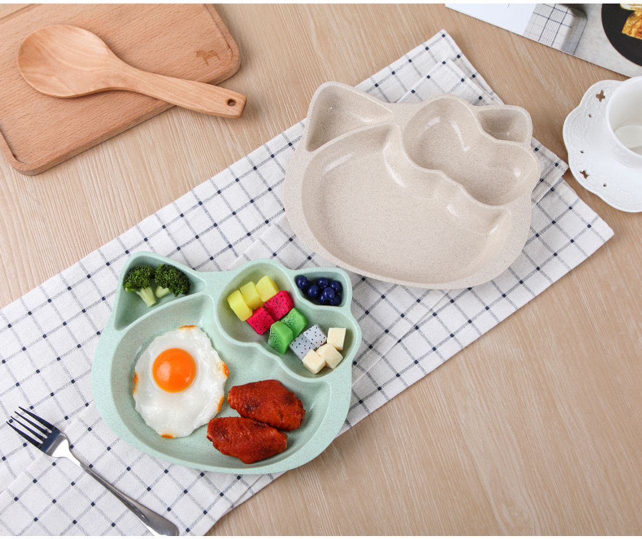 Plato y cubiertos hello kitty 