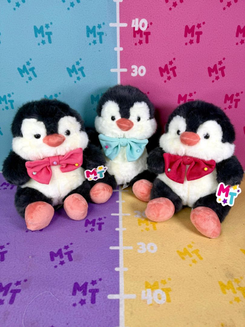 Pingüino corbatín candy 25cm PLS