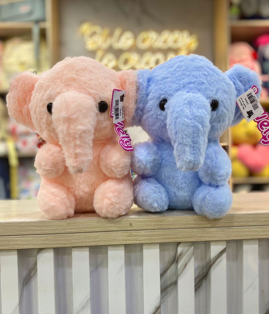 PELUCHES VARIADOS  ( TODOS 20 CM )