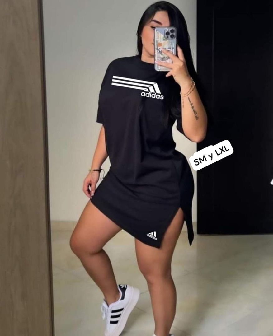 VESTIDO CON ABERTURA 