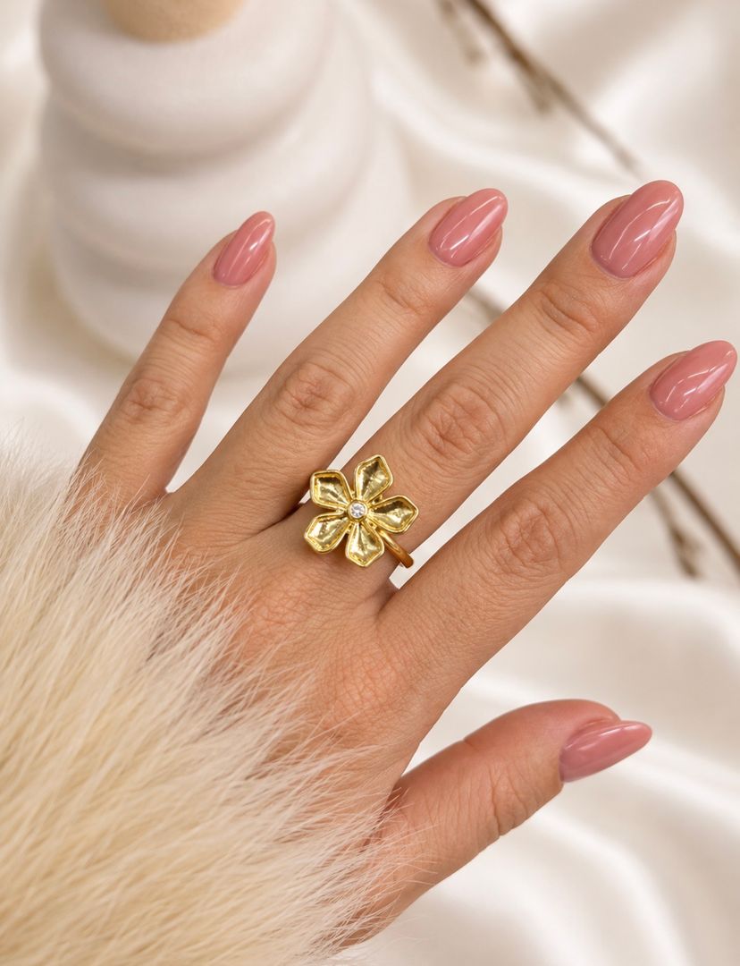 Anillo flor dorada 