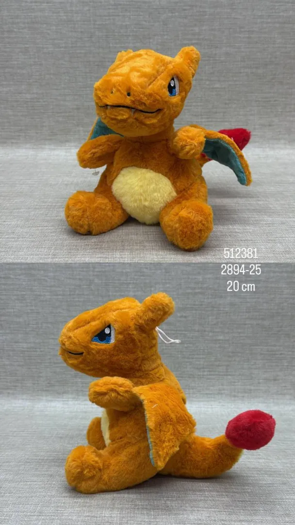 CHARIZARD DE 20 CM 