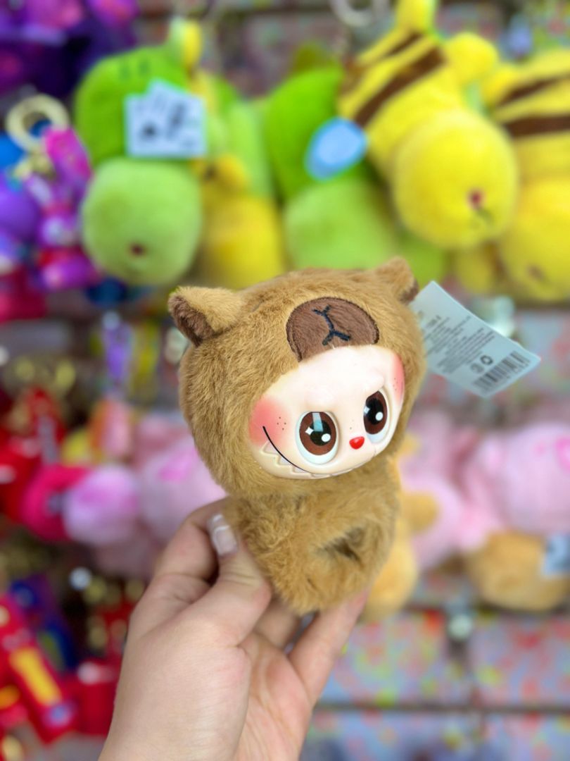 MANILLA LABUBU DISFRAZ PERSONAJES