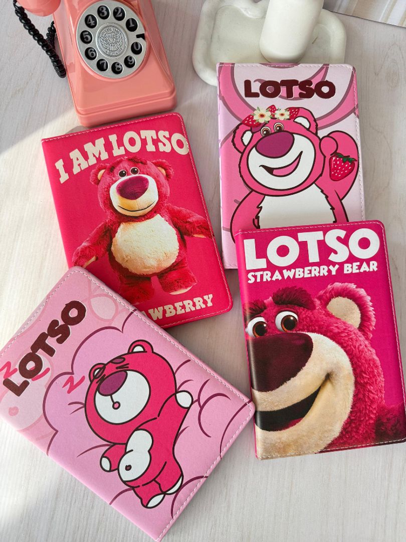 Cuadernos rayados lotso 