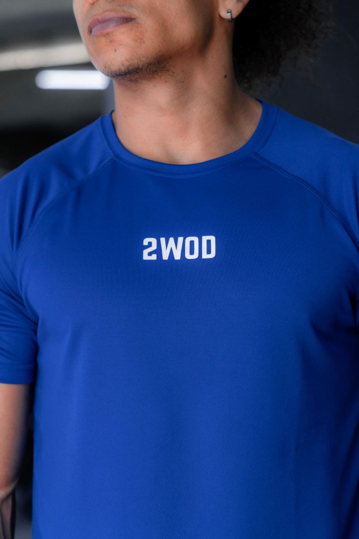 CAMISETA SLIM FIT AZUL REY