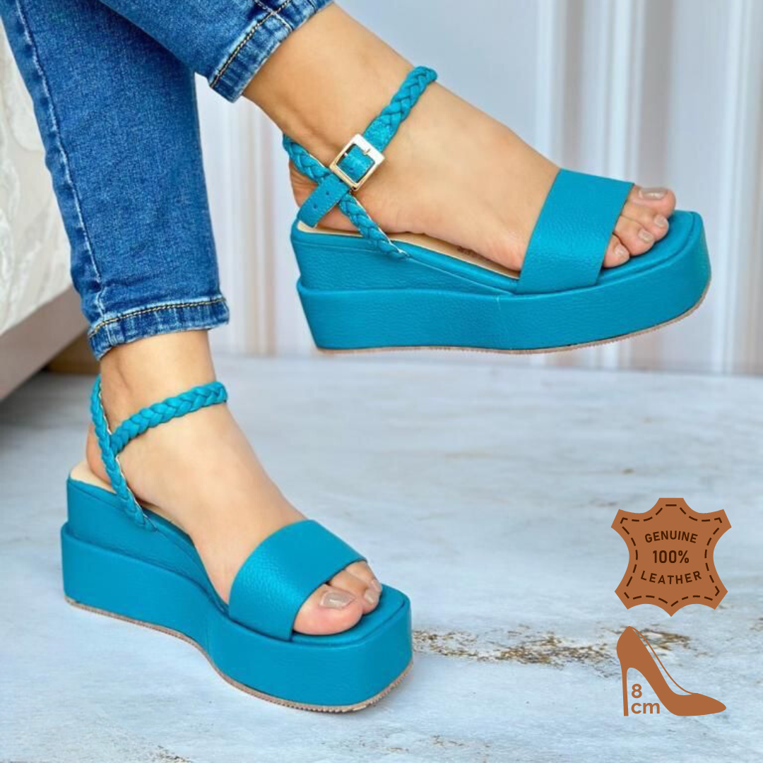 Sandalia en cuero 100%