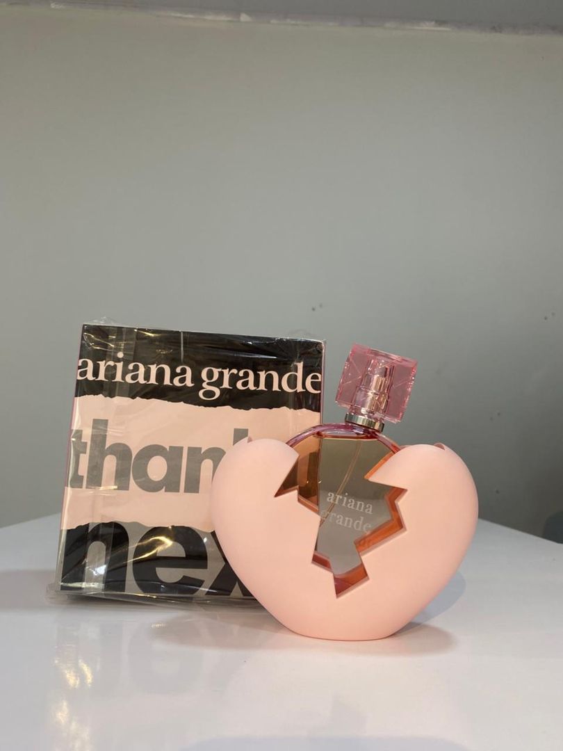 ARIANA GRANDE