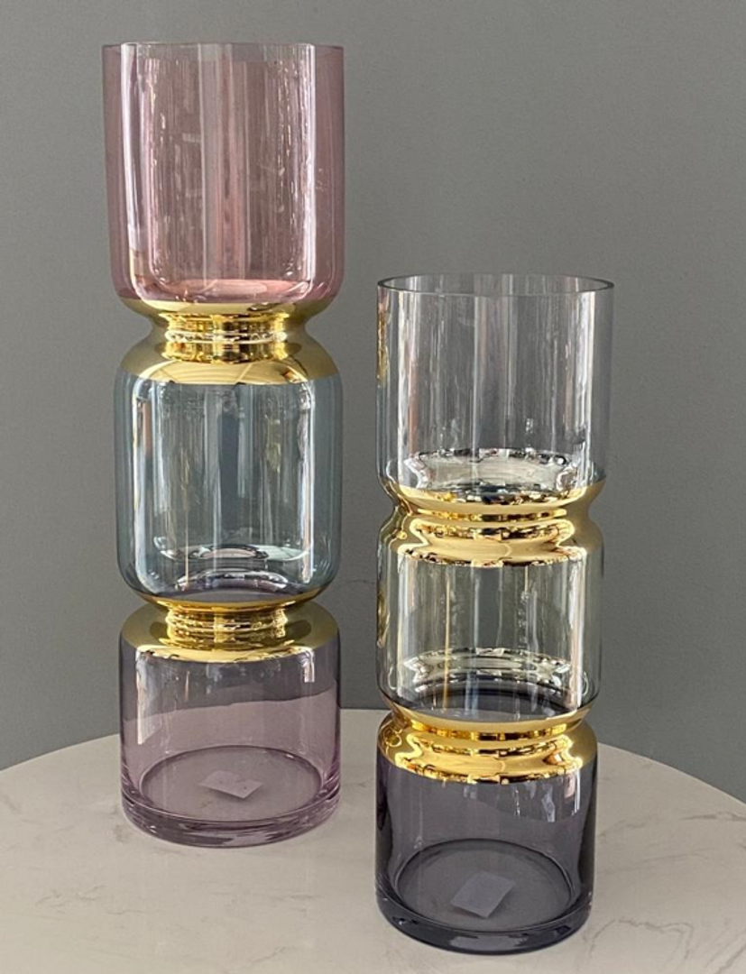 Floreros de cristal.