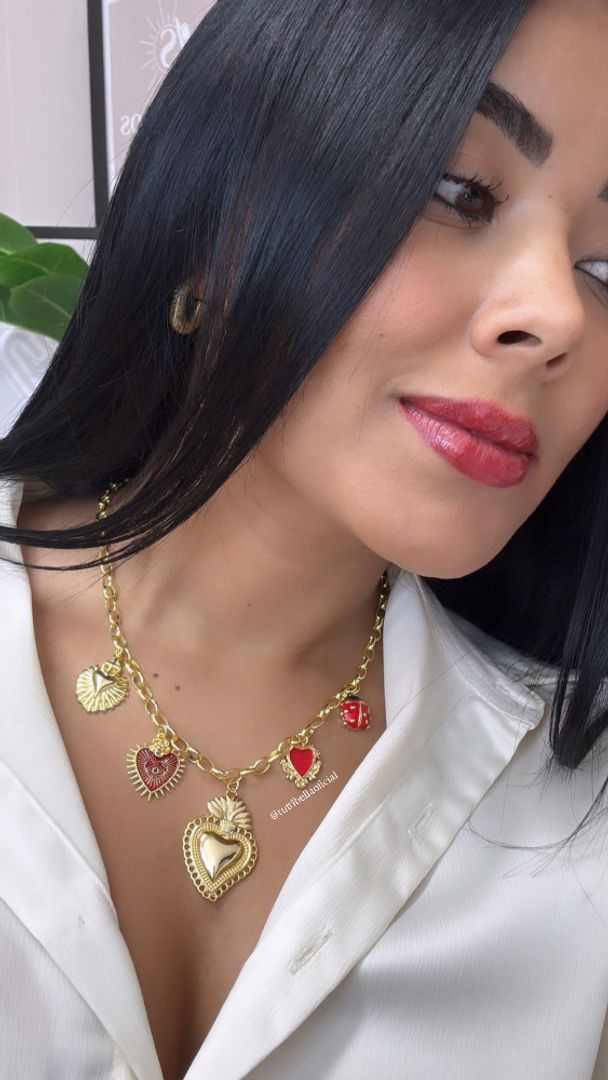 COLLAR CORAZON ROJO