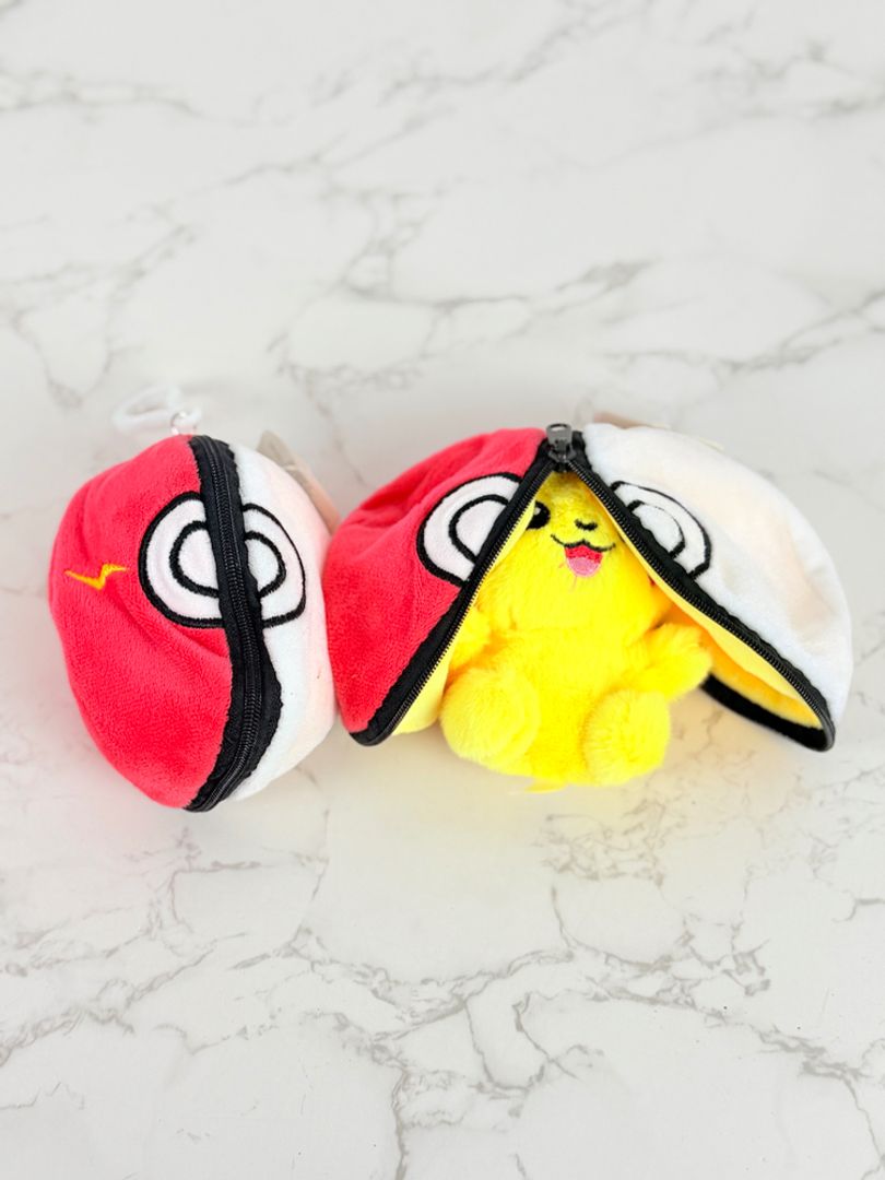 LLAVERO HUEVO PIKACHU