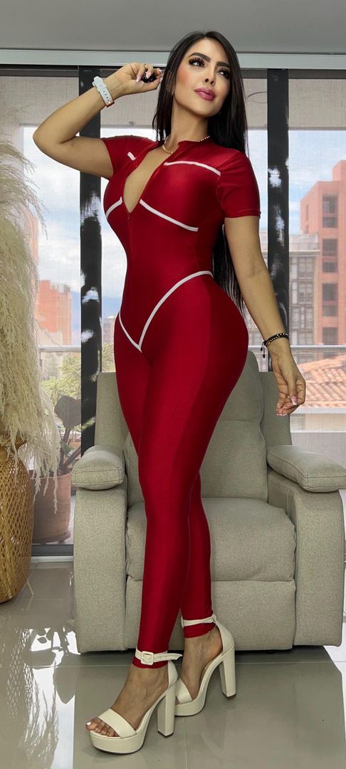 Enterizo tela destellante con cierre 