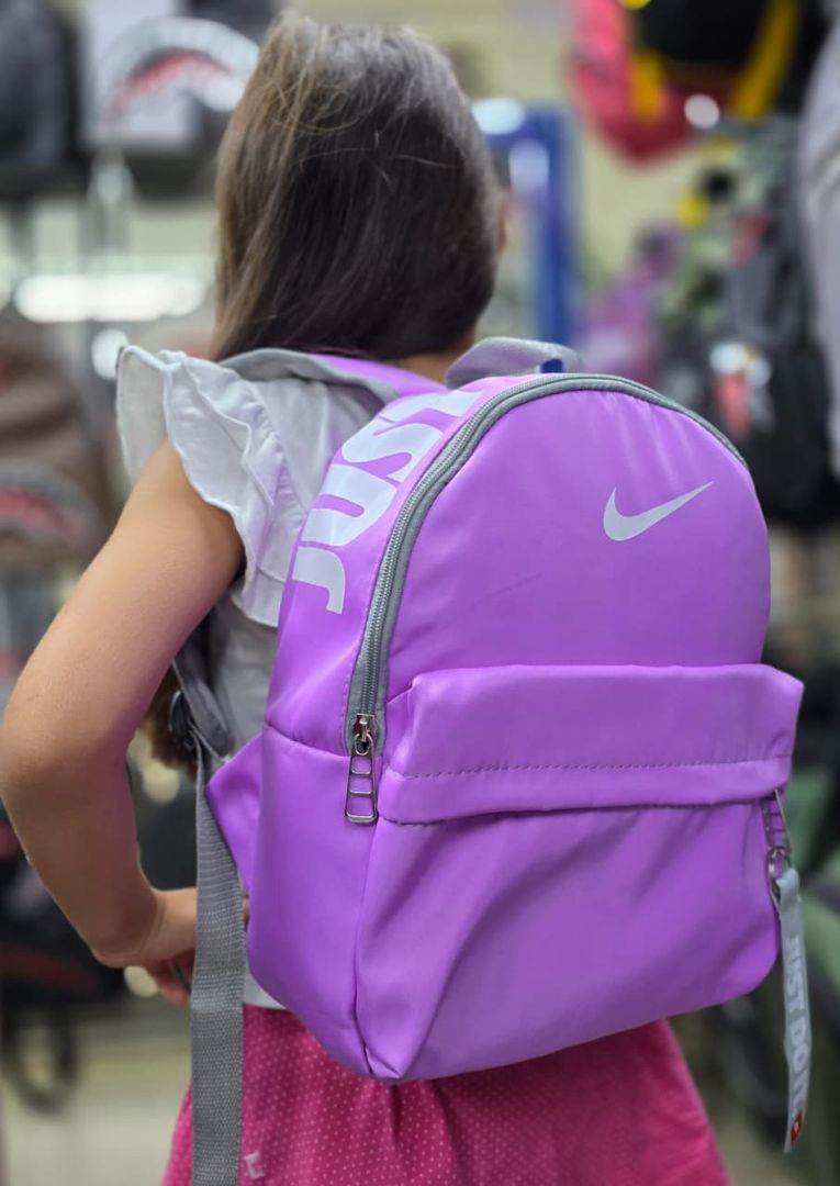 Morral Nike