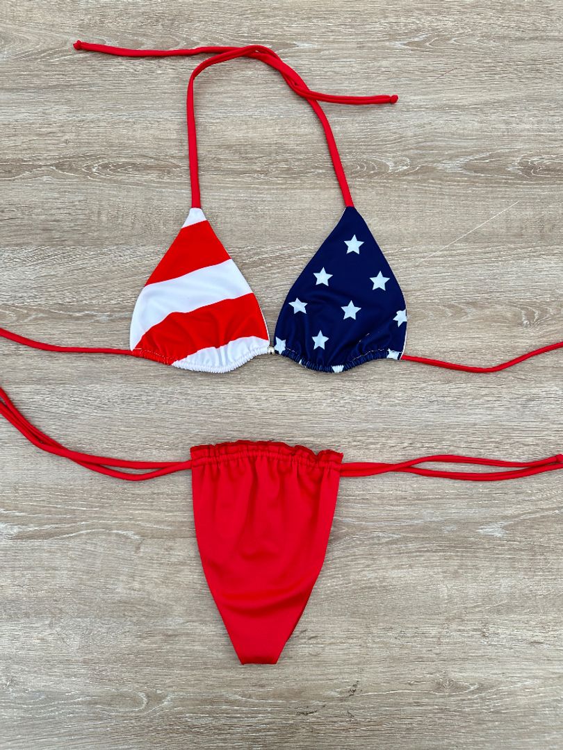 En oferta 3 bikinis 