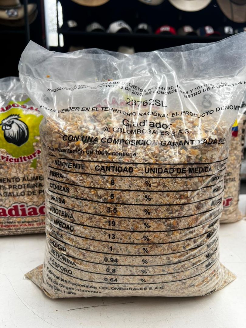 GLADIADOR GALLO DE PELEA