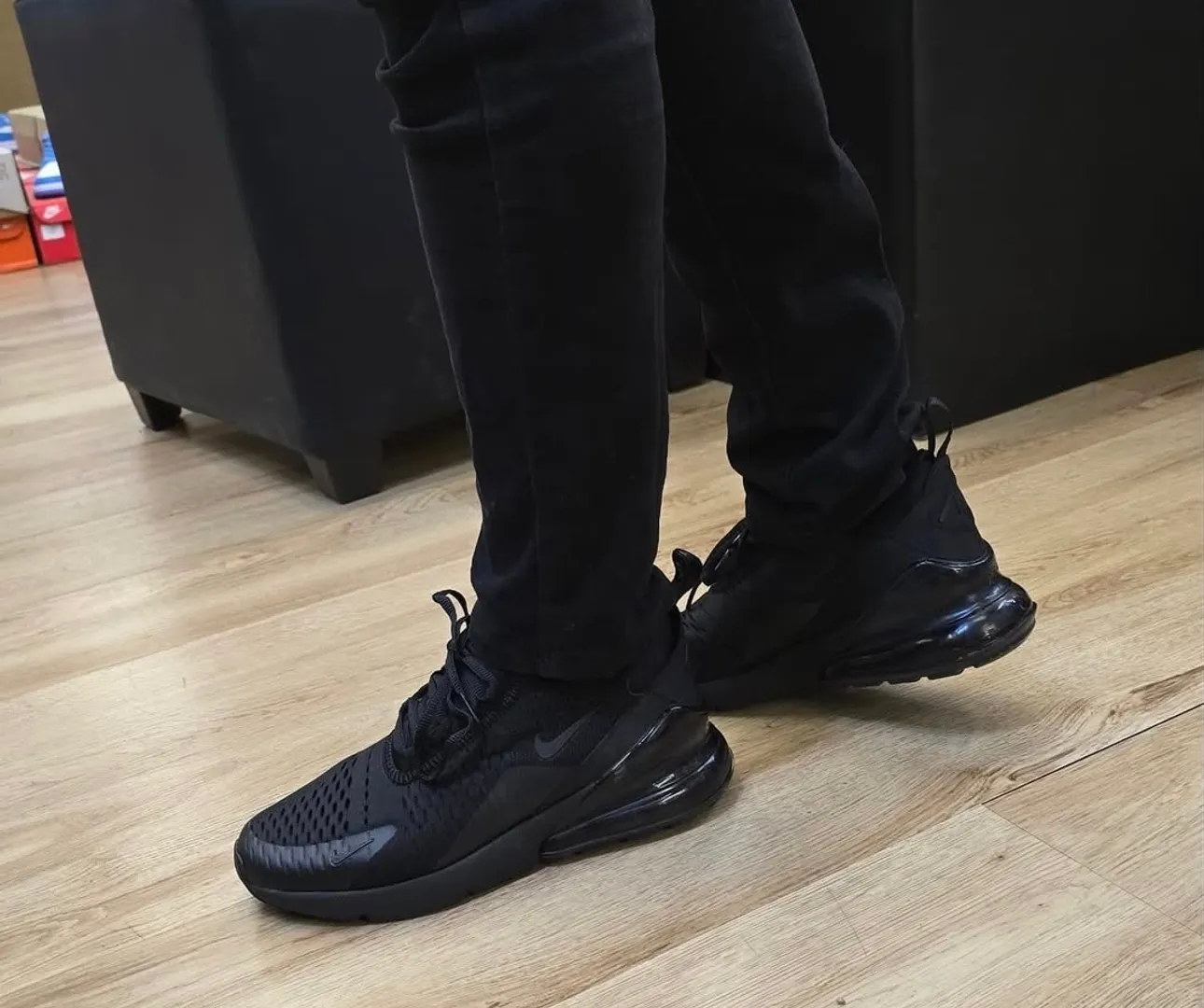 Nike 270 Black 