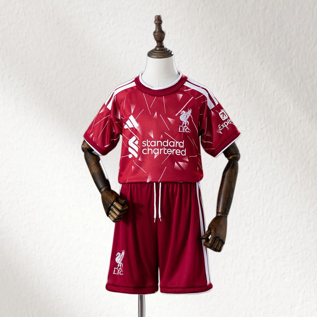 Liverpool 2026-27 Niño Fan
